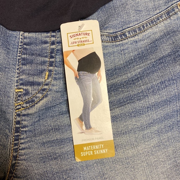 🆕Signature Levi Strauss Maternity Jeans - Picture 2 of 8